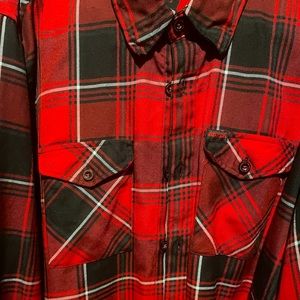 ‘The Chainsaw’ flannel size XL